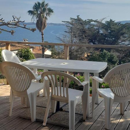 F3 Rdc Villa Vue Mer 180 Face A La Pointe De Giens Carqueiranne Kültér fotó